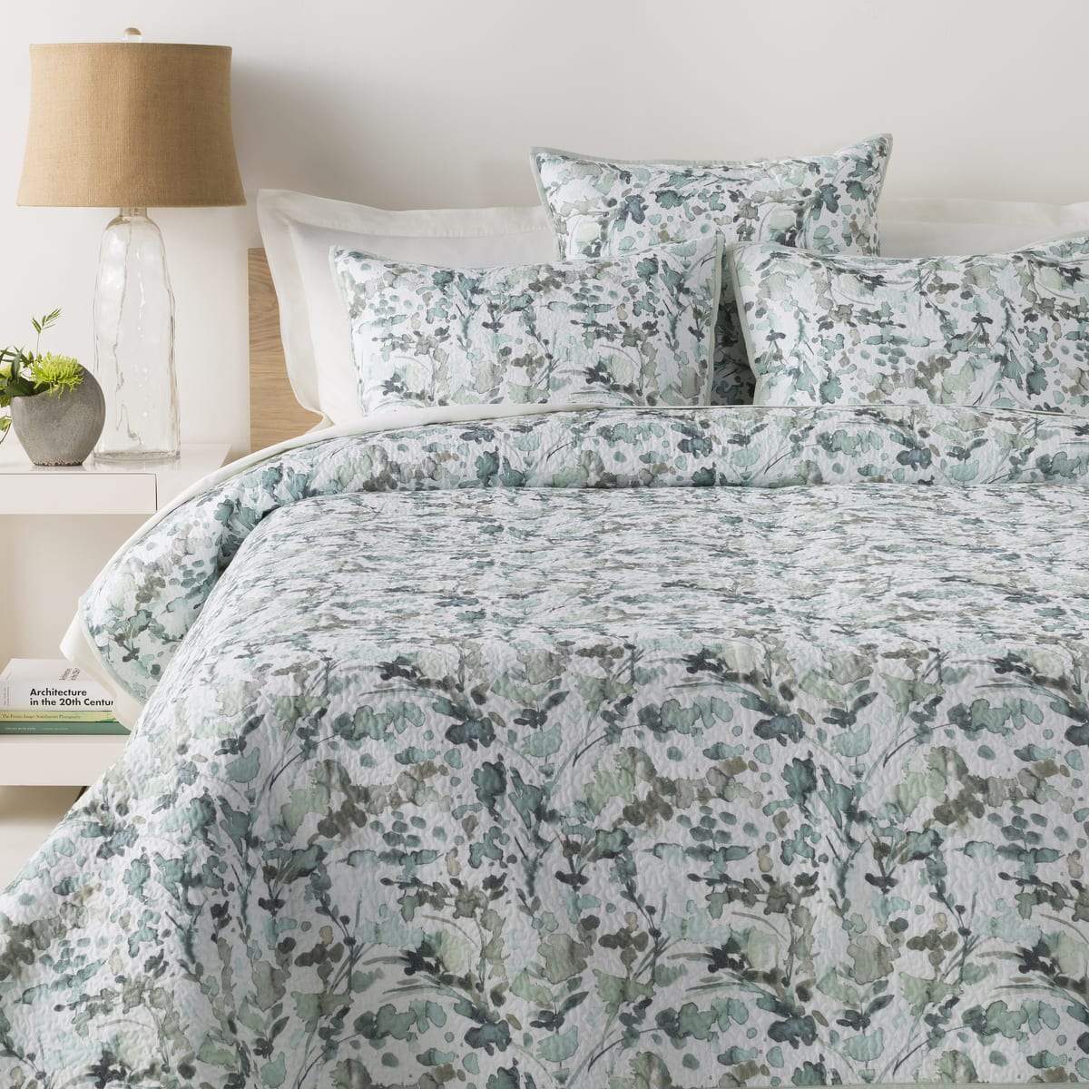 Surya Naida NDA-2000 Quilt Bedding Set -100% Cotton with Polyester Fill - Fifth and Modern